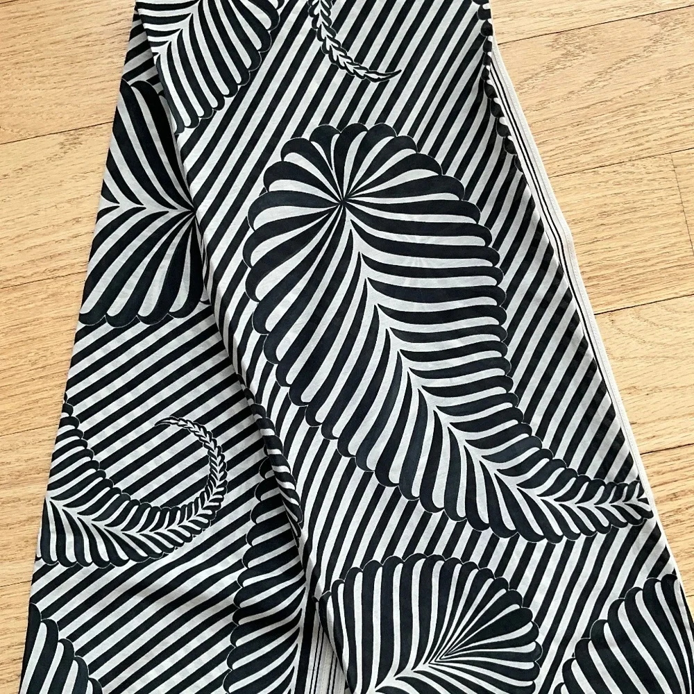 Toteme Paisley silk cotton sarong - Picture 1 of 2